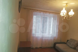 Комната 17 м² в 8-к., 4/10 эт.